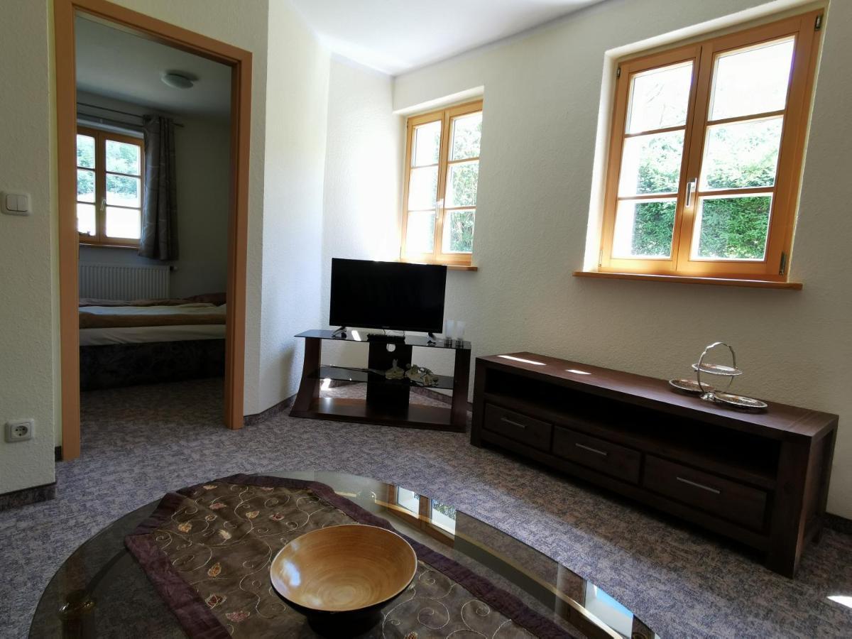 Ferienwohnung "Am Saalehaken" Gossitz Exteriér fotografie